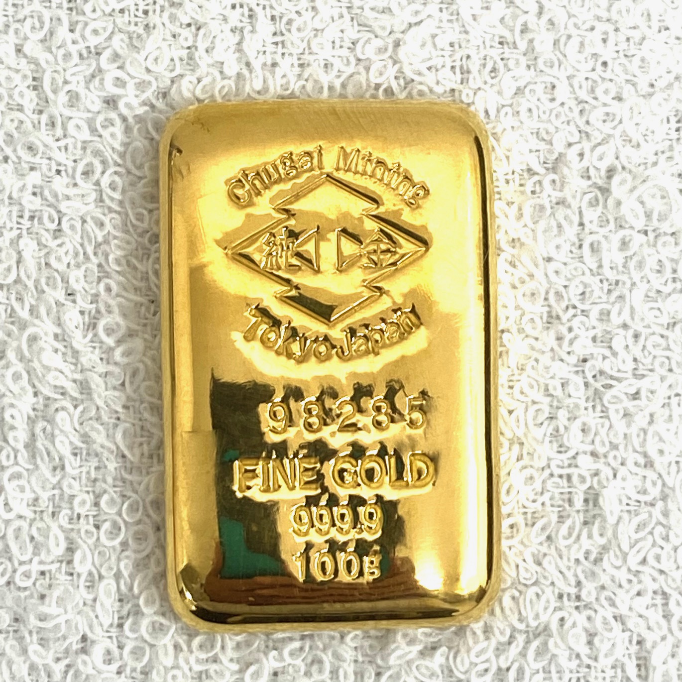 金の輝きが語る歴史 - 貴金属の輝きを再発見！